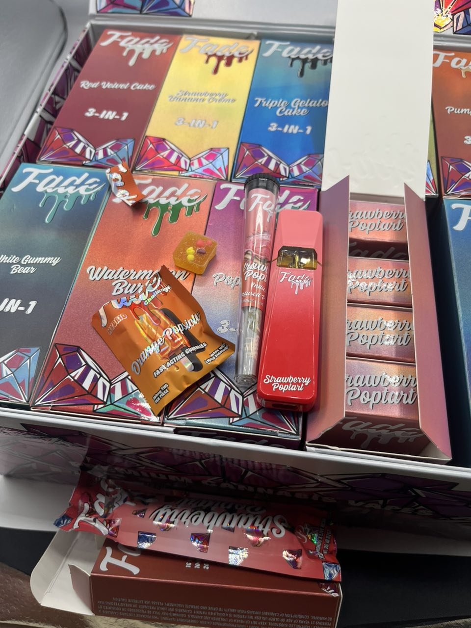 image 18 fade 2g disposable fade disposable fade disposable v2 fade 3 in 1 disposable fade v2 disposable