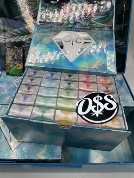 CLEAN CARTS 2G WINTER BLUE EDITION CLEAN CARTS 2G CLEAN CARTS DISPOSABLE 2G CLEAN CARTS WINTER BLUE EDITION DISPOSABLE CLEAN CARTS REAL OR FAKE