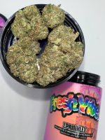 FRESH VIBES FLOWER CO FRESH VIBES FLOWER CO SMALL BATCH FRESH VIBES FLOWER FRESH VIBES PREMIUM SMALL BATCH QTR JAR FRESH VIBES FLOWER CO JAR