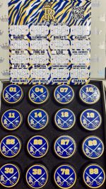 ROYALTY RESIN BUFFALO SABRE EDITION ROYALTY RESIN BADDER ROYALTY RESIN EXTRACTS ROYALTY RESIN WAX ROYALTY RESIN EXTRACTS