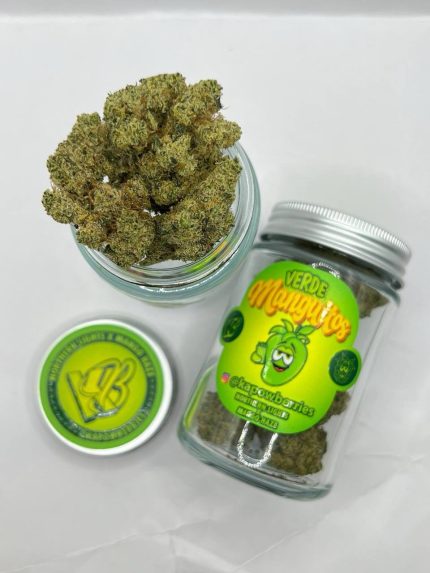 KAPOW BERRIES SMALL BATCH KAPOW BERRIES PREMIUM FLOWER KAPOW BERRIES SMALL BATCH QTR KAPOW BERRIES PREMIUM SMALL BATCH QTR KAPOW BERRIES 7G JAR