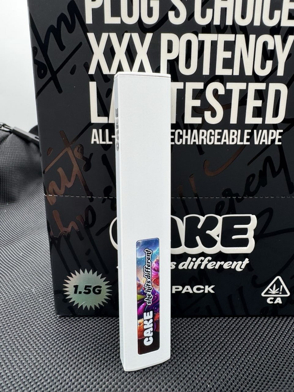 OG CAKE BLACK LABEL OG CAKE BLACK LABEL, og cake, og cake she hits different, og cake disposable, og cake 1.5G disposable, new og cake disposable, OG CAKE BLACK LABEL EDITION