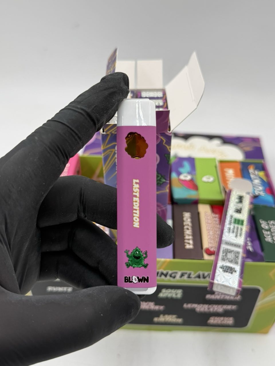 BLOWN disposable BLOWN disposable, blown 1g disposable, blown disposables, blown 1 gram disposable, blown dispos, blown disposable live resin